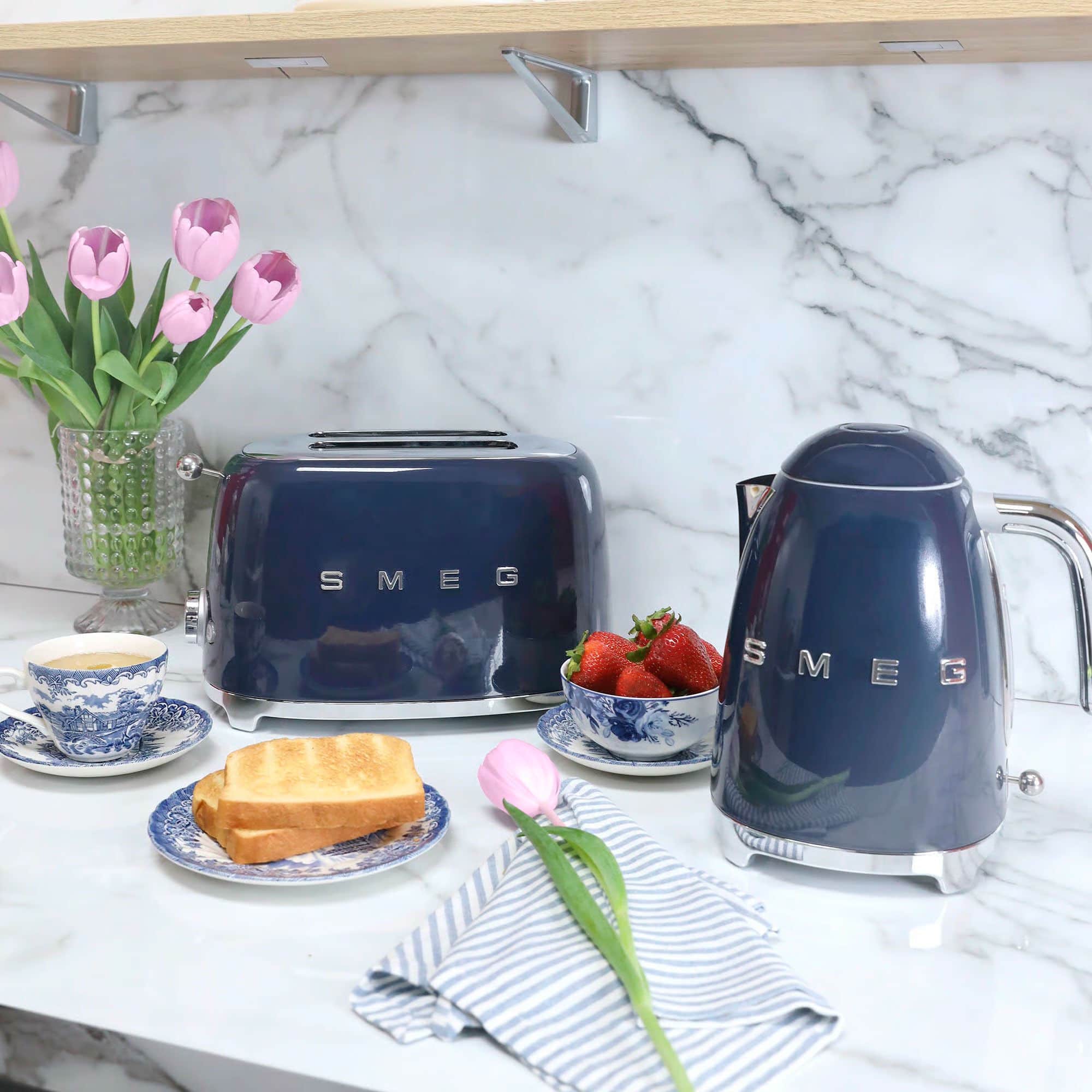 Smeg Aamiaispaketti, navy blue